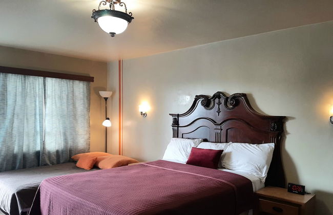 The New Star Motel with Studio-Kitchens: 1950s Extended-Stay Lodging and Retreat Center - Foto 10