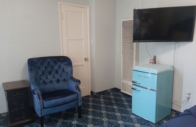 The New Star Motel with Studio-Kitchens: 1950s Extended-Stay Lodging and Retreat Center - Foto 53