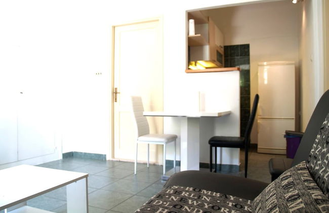Step Away From The Beach 1-bedroom Apartment Lolov - Foto 2