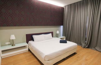 Photo 2 - Platinum Suites by SYNC