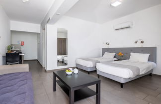 Photo 3 - Sanders Rio Gardens - Treasured Studio With Shared Pool and Balcony