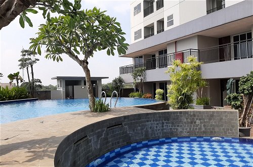 Photo 15 - Relax And Simply Studio Apartment At Parkland Avenue