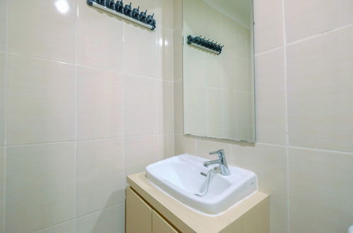 Foto 12 - Exclusive Studio at The Oasis Cikarang Apartment