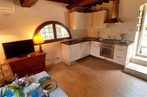 Photo 6 - Charming 4-bed Cottage 15 Minutes From Florence