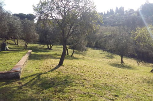 Photo 16 - Charming 4-bed Cottage 15 Minutes From Florence