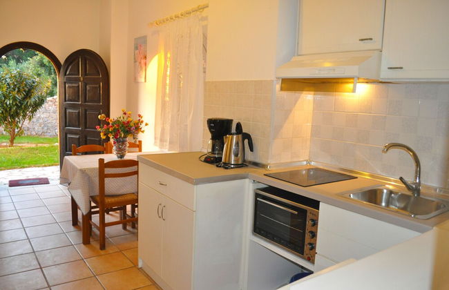 Beautiful Holiday Apartments Maria With Pool - Agios Gordios Beach, Corfu - Photo 7