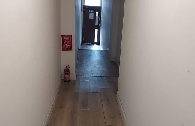 Lovely 3-bed Apartment in Parkgate Rotherham - Foto 24
