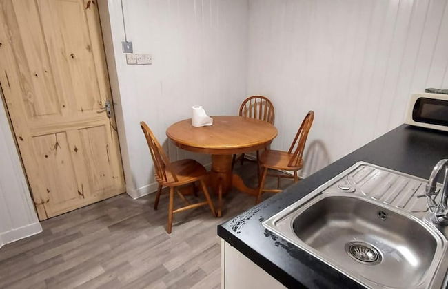 Lovely 3-bed Apartment in Parkgate Rotherham - Foto 13