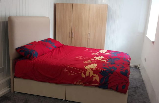 Lovely 3-bed Apartment in Parkgate Rotherham - Foto 3