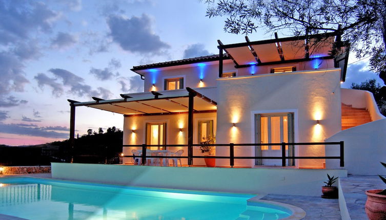 Photo 1 - Alonissos 4-bedroom Large Villa With Private Pool