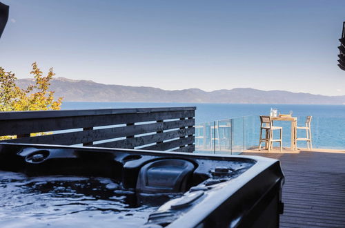 Photo 12 - Lakeview by Avantstay Private Waterfront Cabin on Lake Tahoe w/ Hot Tub & Views