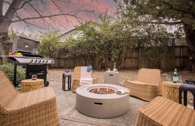 Black Oak by Avantstay Modern & Chic Santa Rosa Hideaway With Pool Table, & Fire Pit - Foto 25
