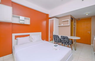 Photo 2 - Warm And Cozy Stay Studio Apartment Margonda Residence 2