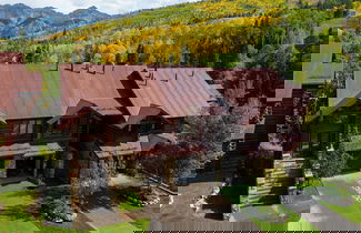 Foto 2 - Townhome on the Creek 135 by Avantstay Ski In/ Ski Out Home w/ Hot Tub