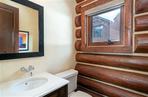 Photo 20 - Villas At Tristant 137 by Avantstay Ski In/ Ski Out Home w/ Panoramic Views & Hot Tub