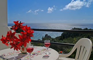 Foto 1 - Studio Apartments Swimming Pool and sea View on Pelekas Beach