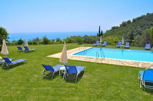 Foto 9 - Luxury Apartment by the Pool - Pelekas Beach, Corfu