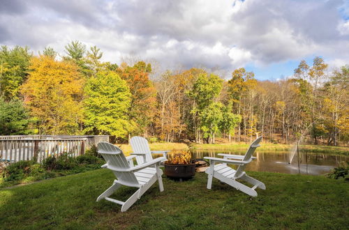 Photo 28 - Cortland by Avantstay Charming Heritage Estate w/ Private Lake & Pool