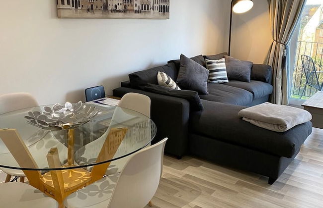 Penthouse Waterfront Apartment - St Neots - Photo 24