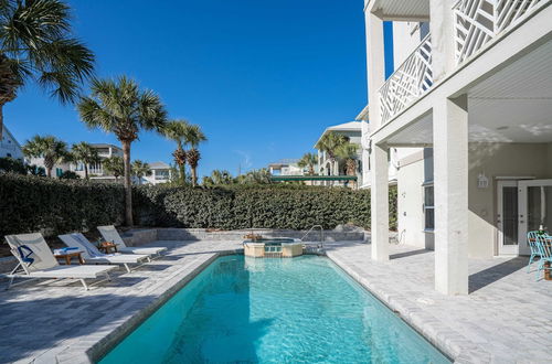 Photo 30 - Topsail by Avantstay Bright Beachside Getaway w/ Pool & Ocean Views