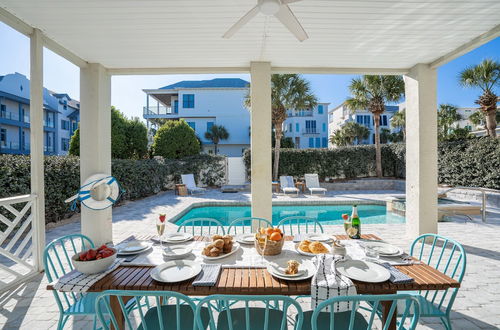 Foto 19 - Topsail by Avantstay Bright Beachside Getaway w/ Pool & Ocean Views