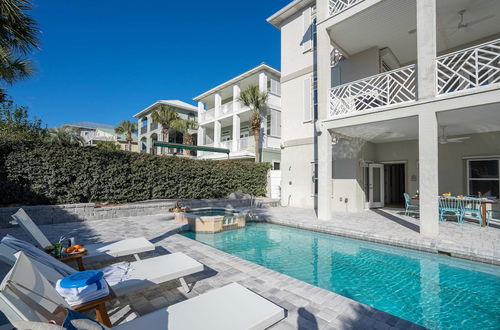 Photo 24 - Topsail by Avantstay Bright Beachside Getaway w/ Pool & Ocean Views