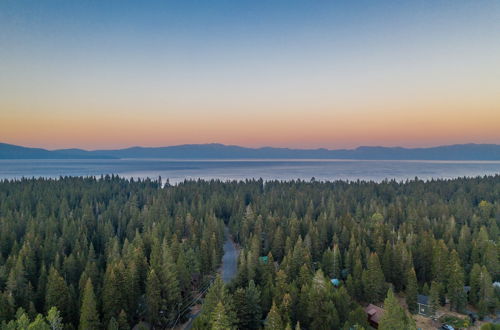 Photo 10 - Homewood by Avantstay Amazing Family Cabin w/ Hot Tub & Sauna