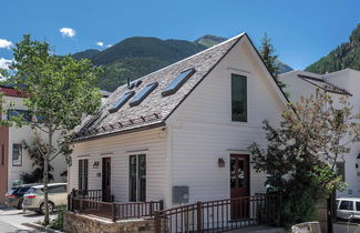 Photo 1 - Diamondtooth Cottage by Avantstay Cottage in Historic Telluride w/ Ski Access Permit #:16096