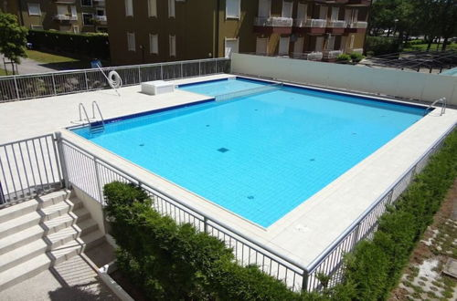 Foto 11 - Super Nice Apartment for 5 Guests With Pool and AC by Beahost Rentals