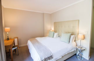 Foto 2 - Camps Bay One Bedroom Apartment - Luxury Stay With sea View