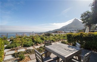 Photo 1 - Camps Bay One Bedroom Apartment - Luxury Stay With sea View