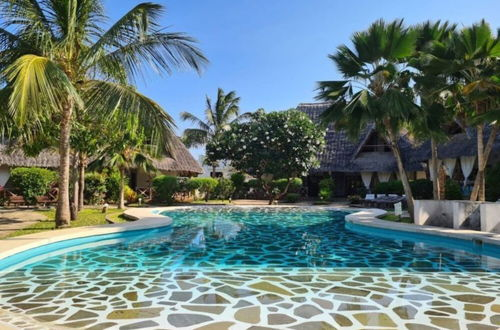 Foto 9 - Luxury Boutique Villa With Gorgeous Pool