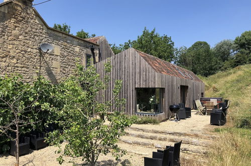 Photo 28 - Large Boutique Holiday House With hot tub Near Bath