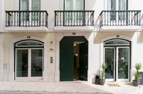 Photo 25 - ALTIDO Sunny 1-bed flat w/terrace&sea view in Baixa, 3mins to Arco da Rua Augusta