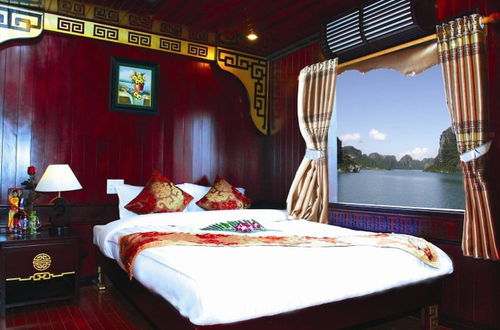 Photo 2 - Halong Overnight In Cat Ba Island