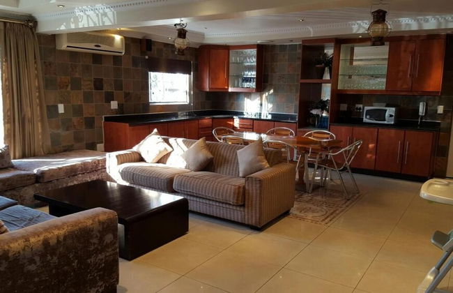 Savoy Lodge - Room - Photo 50