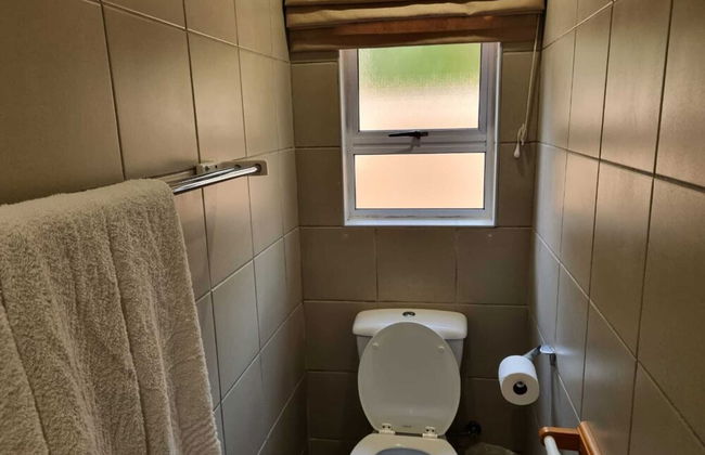 Savoy Lodge - Room - Photo 30