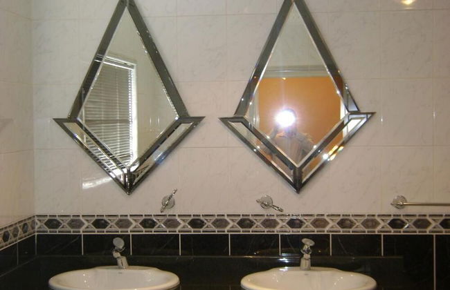 Savoy Lodge - Room - Photo 31