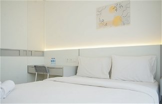 Foto 1 - Fully Furnished And Tidy Studio Sky House Bsd Apartment
