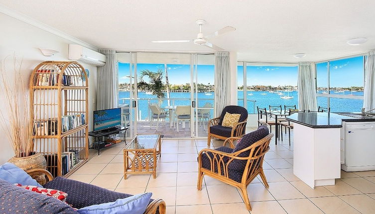 Photo 1 - Amazing Waterfront Views Sunshine Coast H330