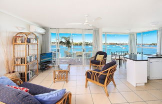 Foto 1 - Amazing Waterfront Views Sunshine Coast H330