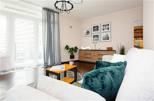 Photo 18 - Apartment Banderii Warsaw by Renters