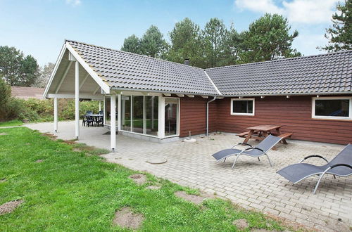 Photo 31 - Spacious Holiday Home in Rødby near Beach