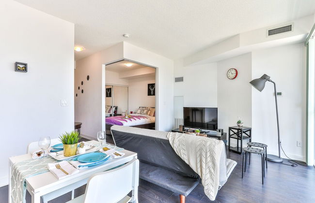 Stunning Harbourfront Condo - Foto 12