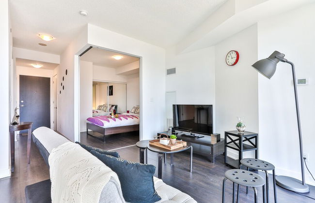 Stunning Harbourfront Condo - Foto 9