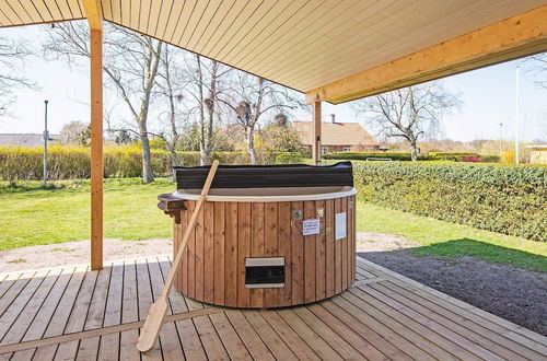 Photo 18 - Modern Holiday Home in Juelsminde with Hot Tub