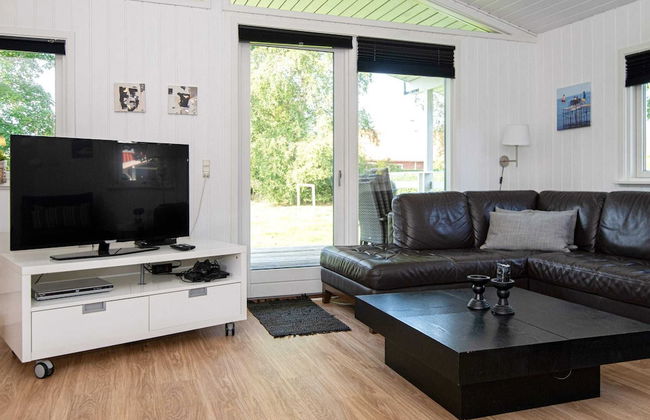 Modern Holiday Home in Juelsminde with Hot Tub - Foto 9