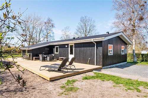 Photo 16 - Modern Holiday Home in Juelsminde with Hot Tub
