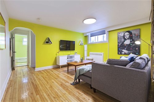 Foto 13 - Colourful 2-bedroom Apartment