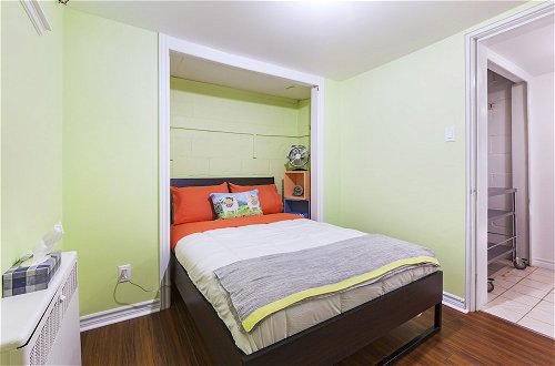 Foto 7 - Colourful 2-bedroom Apartment